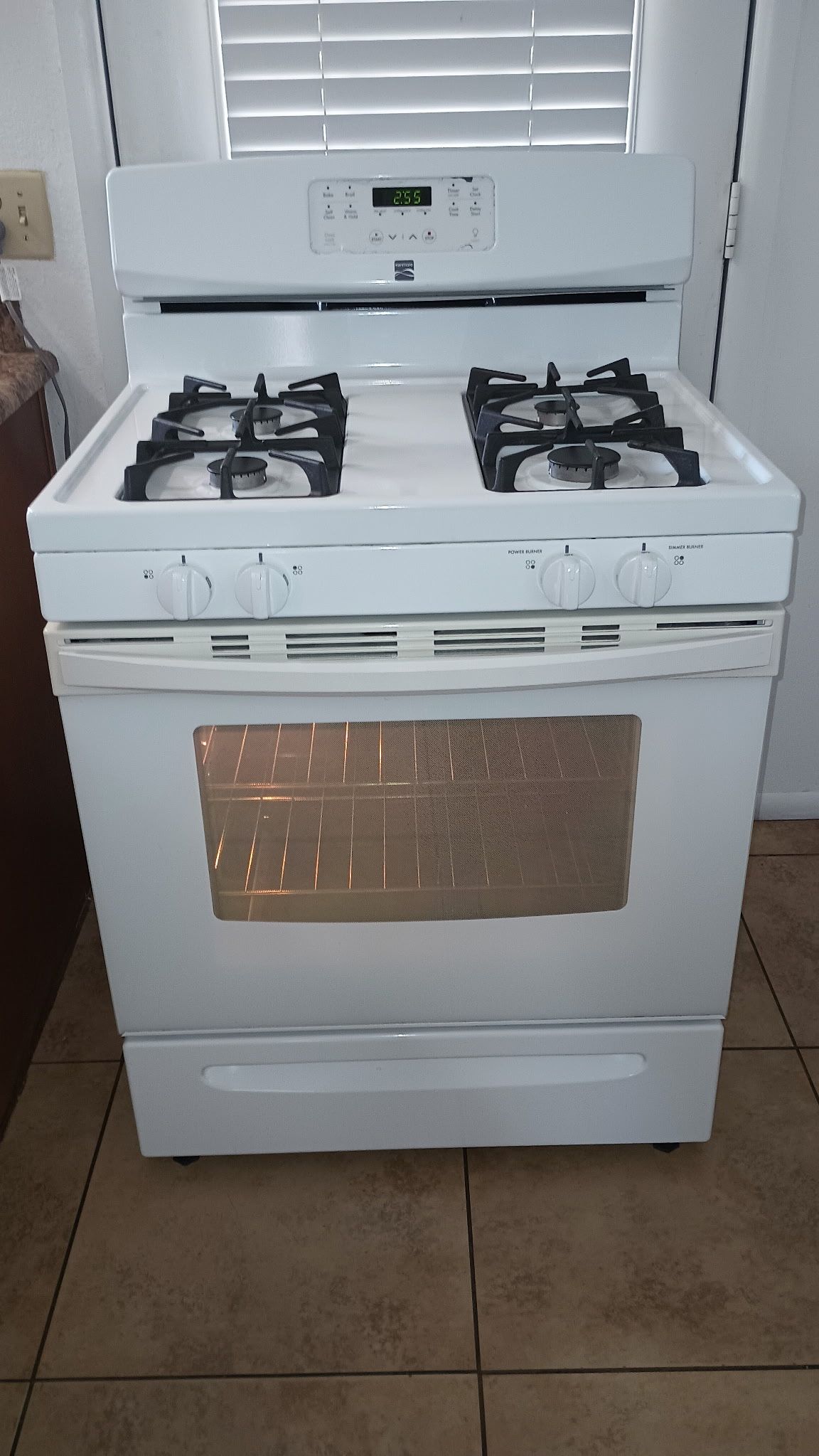 KENMORE, GAS STOVE.