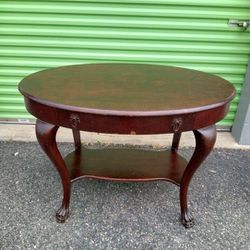 Foyer / Accent Table 