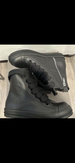 All black Ricks 240
