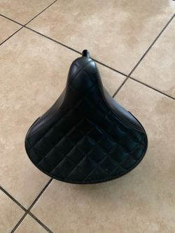 Saddle bike seat