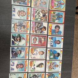 21 Mostly Early 1970s Buffalo Bills Football Cards With OJ Simpson, Joe Ferguson Rookie, Etc
