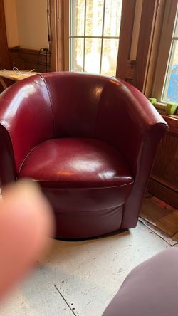 Red Leather Tub Chair
