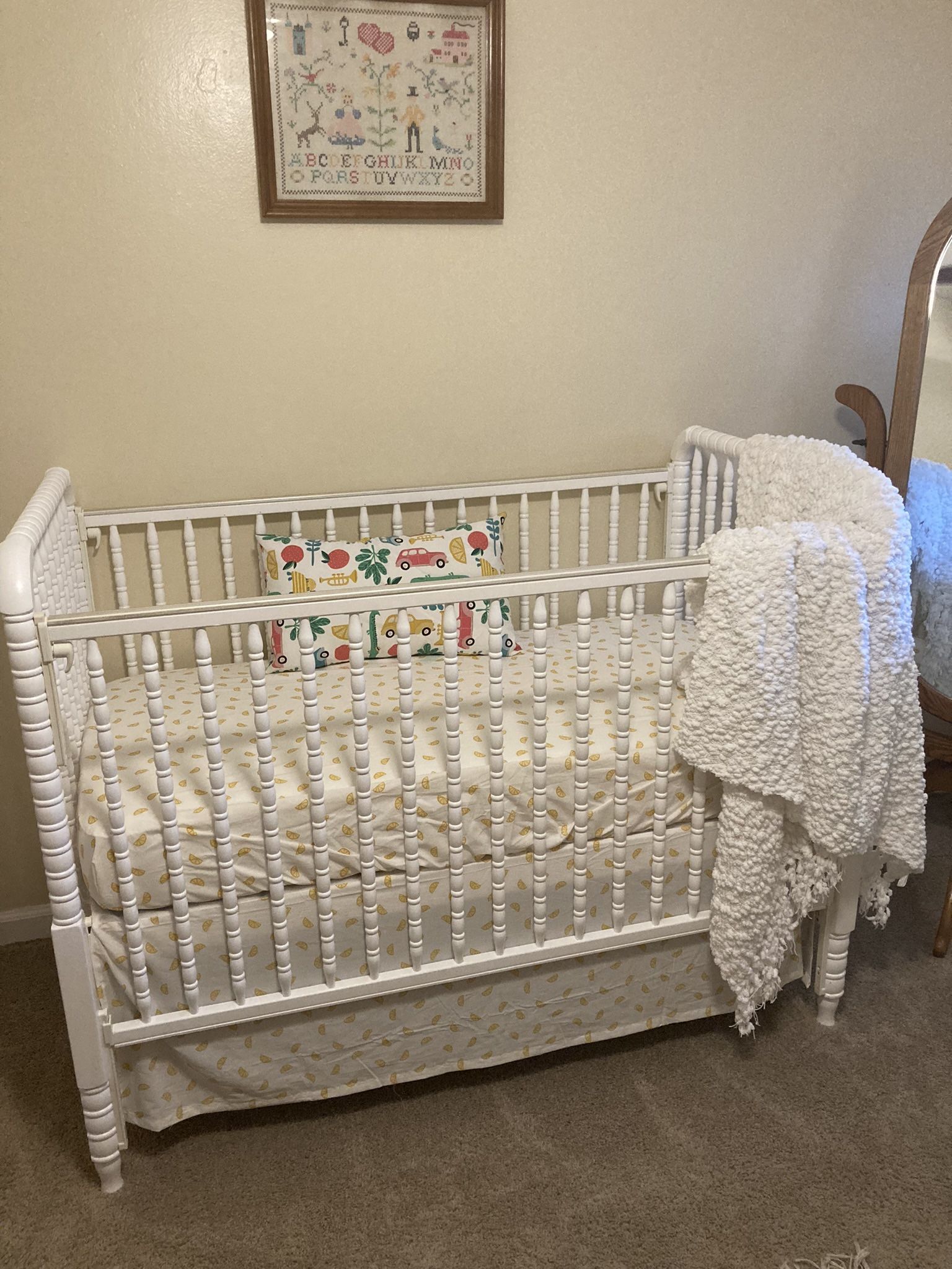Vintage Jenny Lind Crib white