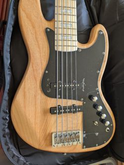 Fender 5 String Jazz Bass Copy