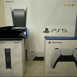 PS5 + Accesories (Playstation 5 Disk Edition)