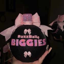 Hello Kitty Buzz ball 