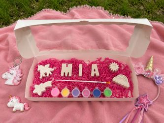 Unicorn personalised name painting box