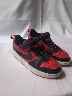 Kids Nike Low Court 2.5Y