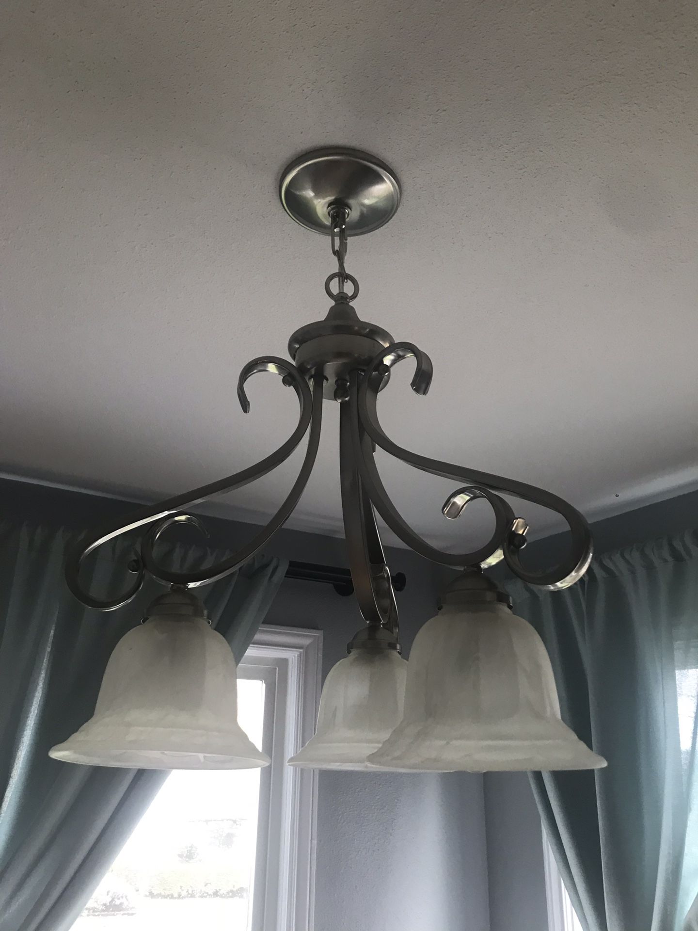 Pendant chandelier