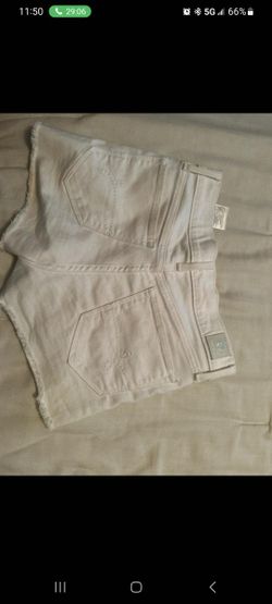 Shorts Small