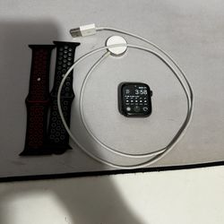 Apple Watch Series 6 44mm Stainless Steel And Ceramic Case GPS LTE