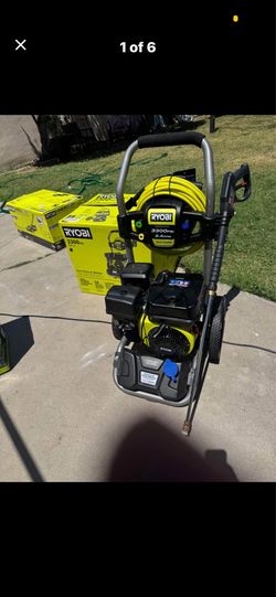 3300 PSI 2.4 GPM Cold Water Gas Pressure Washer with 212cc Engine