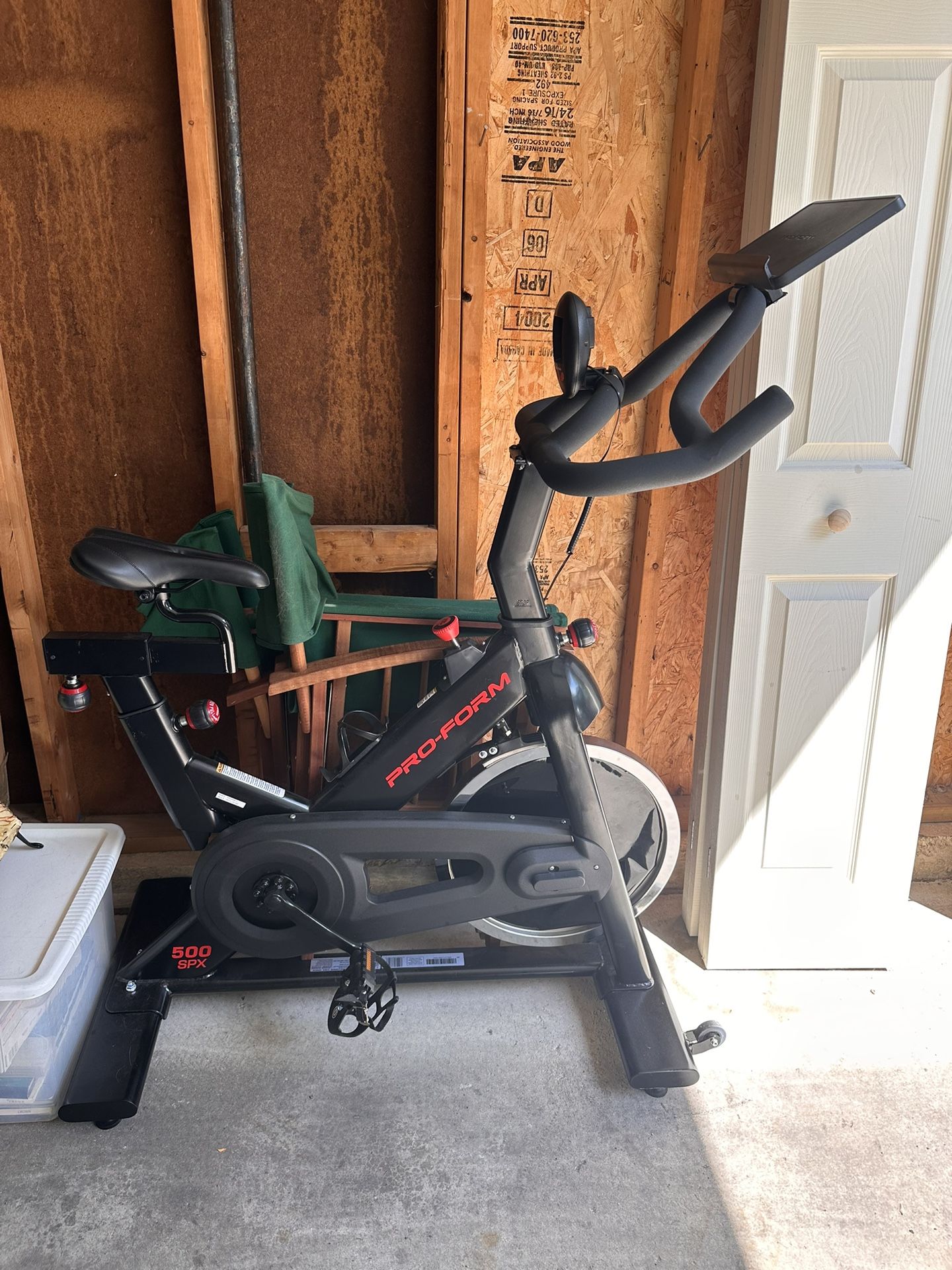 proform 500 spx exercise bike stores