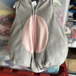 Baby’s elephant Onesie 