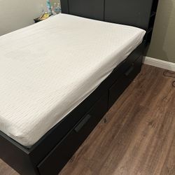 Captains Bed With Full Size Mattress