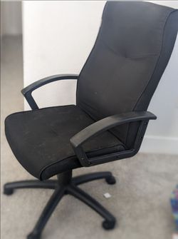 Free Black High-Back Office Chair with Wheels
