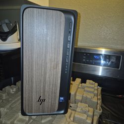 HP OmniDesk desktop AI