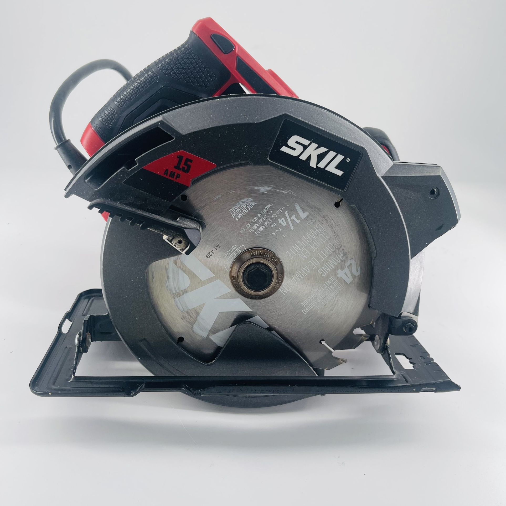 SKIL 15 Amp 7-1/4 Inch Circular Saw with Single Beam Laser Guide