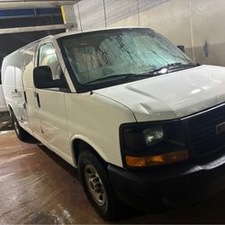 2008 GMC Savana 2500 Cargo Work Van 