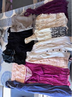 Women’s clothing bundle