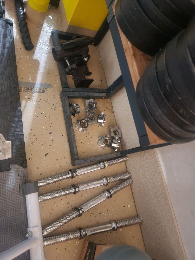 Adjustable Weight Dumbells