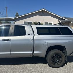 6.5’ ARE Z Series Topper