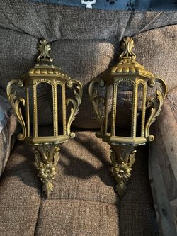 Vintage Burwood Lantern Wall Decor