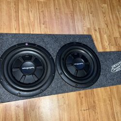 Dual Subwoofer RockfordFoosgate Subs Box