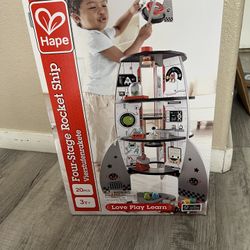Hape Rocket Ship