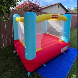 Inflatable Bouncer Kids New With Blower Included ...3-8 Years