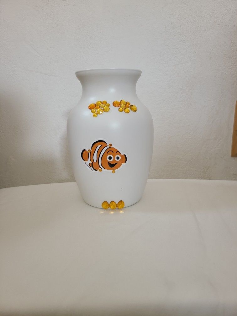 Nemo Flower Vase
