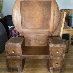 Antique Vanity With Mirror
