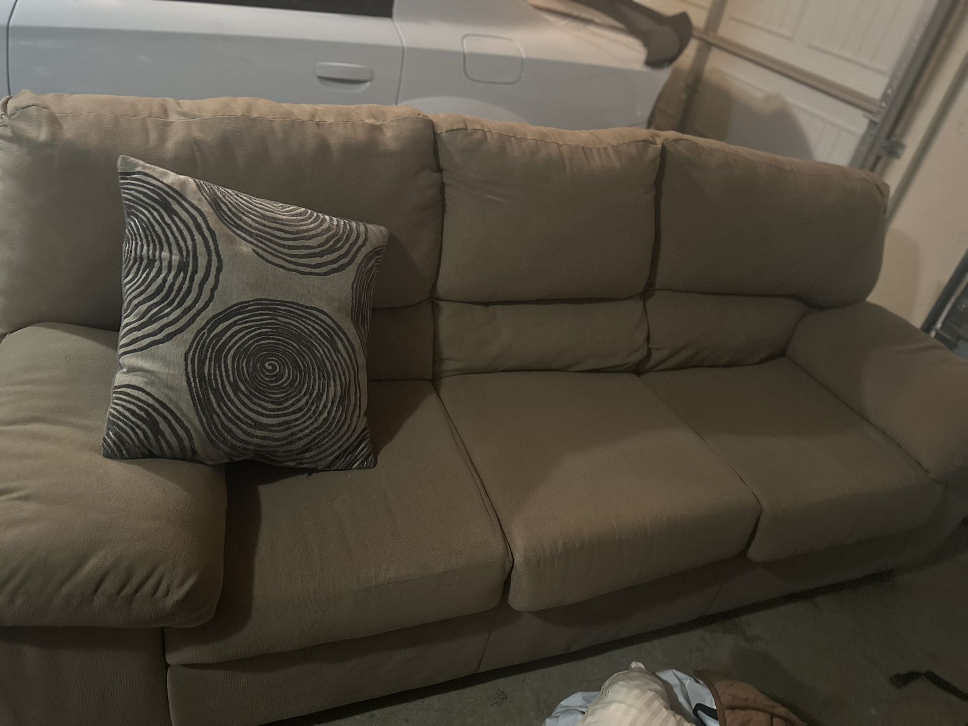 Couch good condition