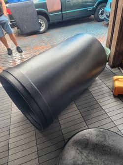 256 gallons water container