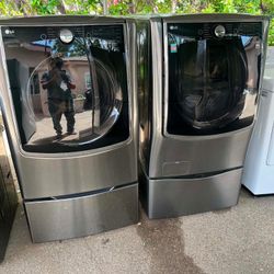 Lg Washer And Dryer Set