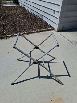 Tile saw stand