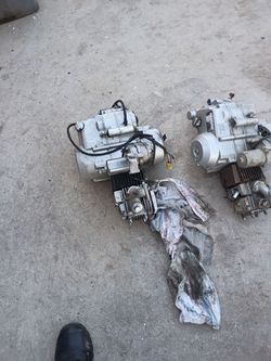 Dos motores en buenas condiciones para una quad. 110cc