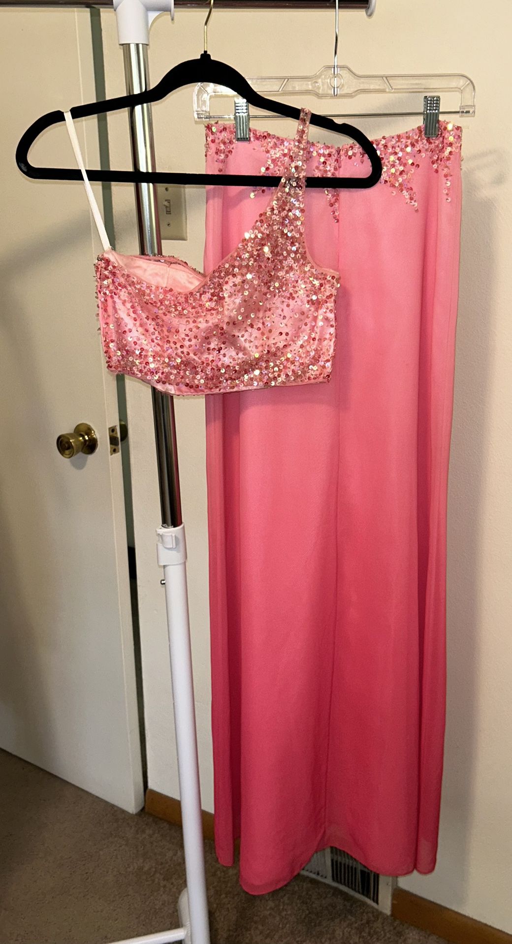 Alyce Designs Ombré Embellished Two- Piece Prom Gown Size 2