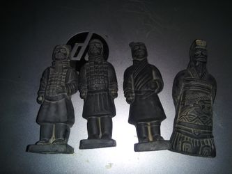 Chinese Immortal  Statue 5" Tall.