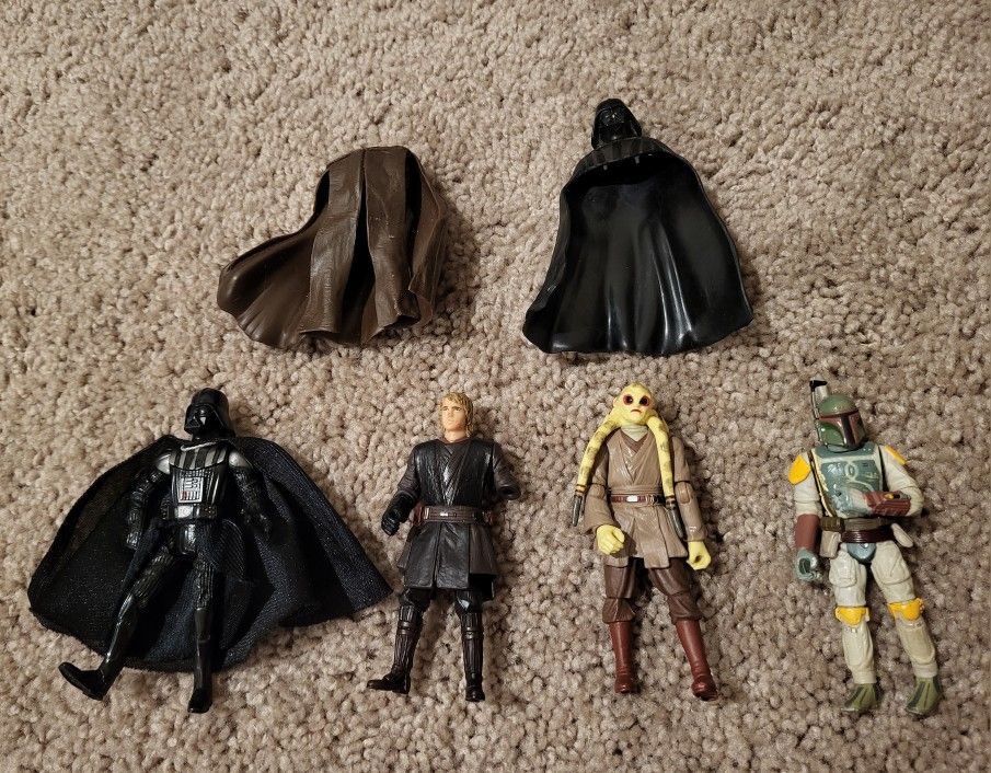 Lot of Star Wars action figures
