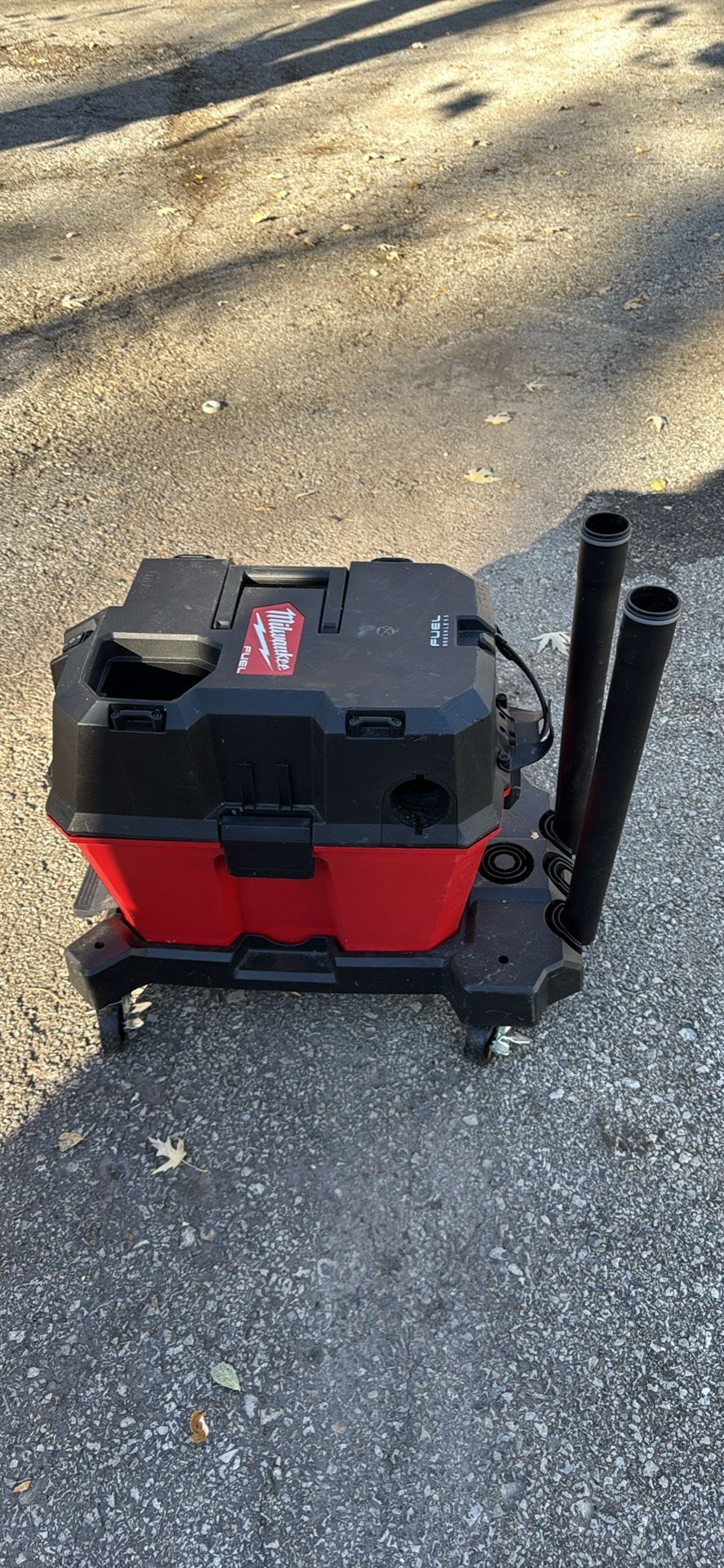 New Milwaukee 6 Gallon Vacuum