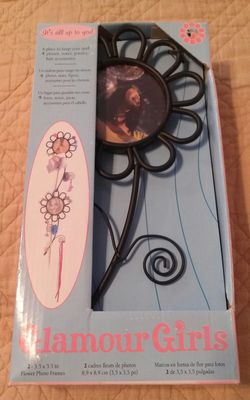 WROUGHT IRON FLOWER PICTURE FRAMES NEW