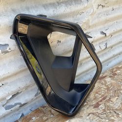 2024 2025 BMW X6 Right Passenger Side Bumper Insert Duct OEM 5111(contact info removed)