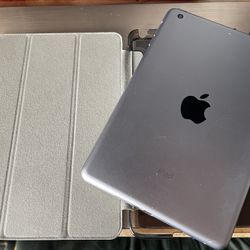 Apple iPad Mini 3 - Unlocked