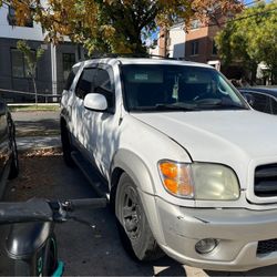 2002 Toyota Sequoia