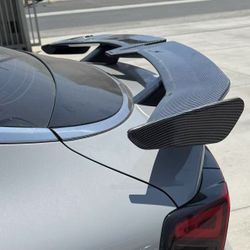 New In Box Universal Rear Trunk Spoiler Carbon Fiber Pattern Design Down Force Wing 