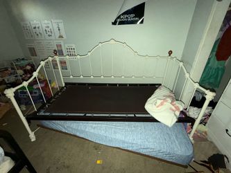 Daybed (twin)