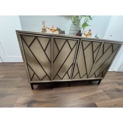 Sideboard Storage 