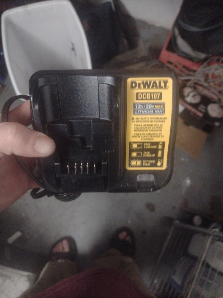 DeWalt Charger
