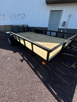 2026 Apple Trailer. 83"W X 14'L (6.9 ft W X 14 ft L)